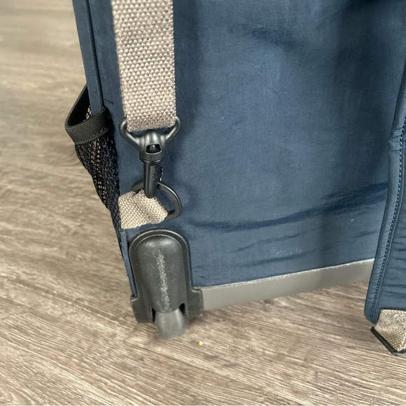 KIPLING SANAA ROLLING BACKPACK - Picture 6 of 16